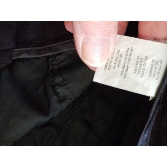 Daisy Fuentes Womens Black Walking Shorts Front & Back Pockets Belt Loops Sz 10 - Picture 8 of 8